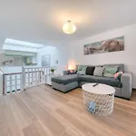 Ferienhaus Sea View Colony Club *
